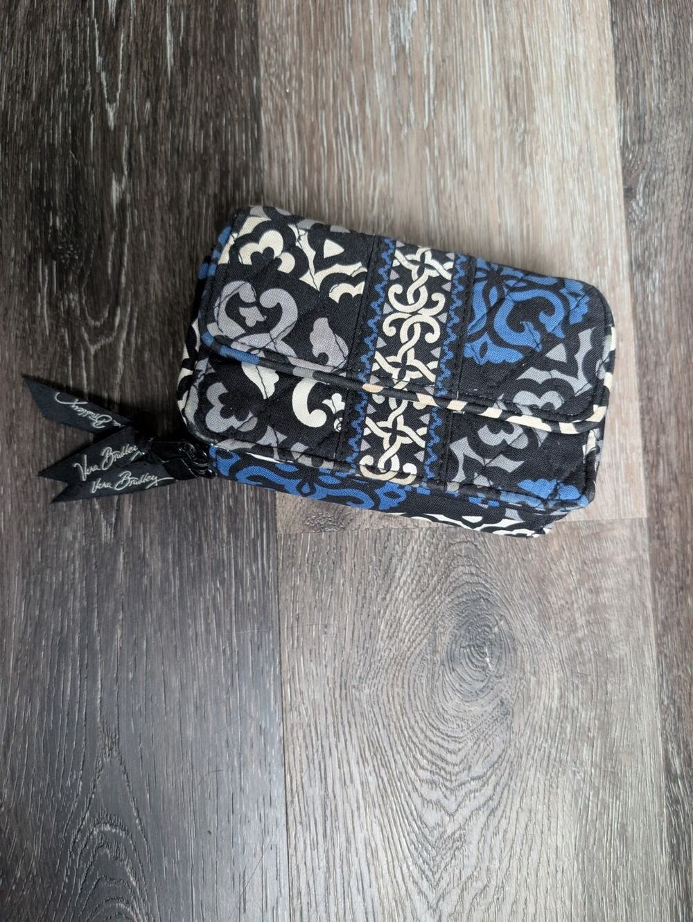 Vera Bradley Quilted Wallet Blue Black Card And Change Holder